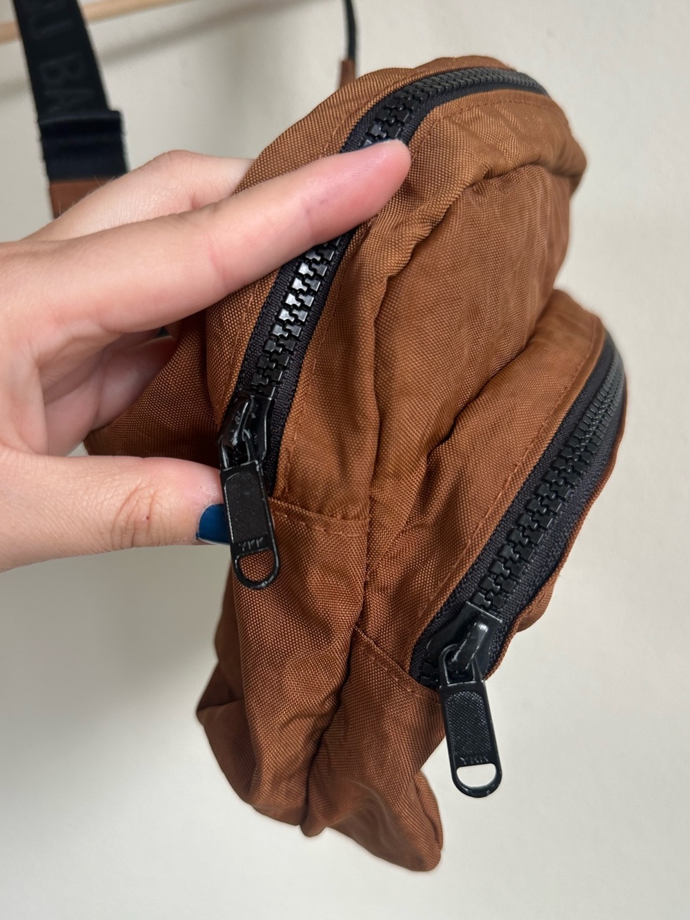 Baggu Brown Nylon Fanny Pack - Picture 13 of 16